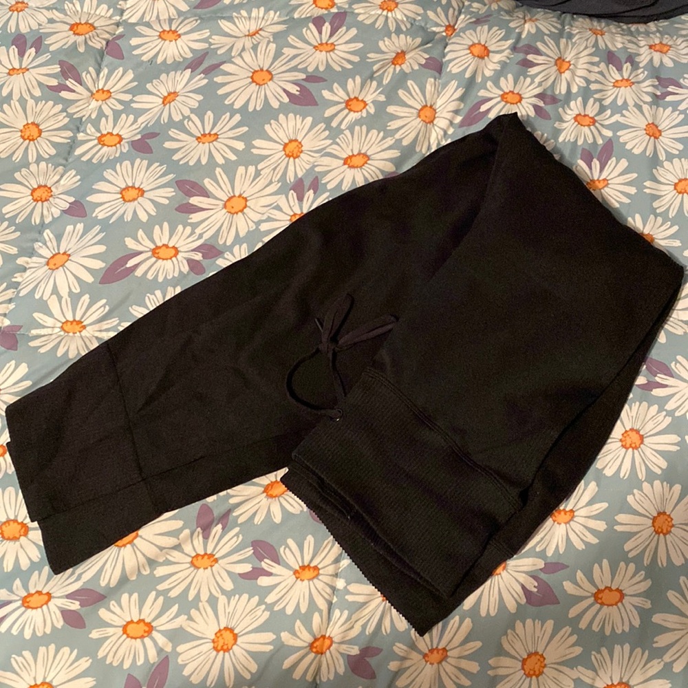 VS Pink active wear leggings!